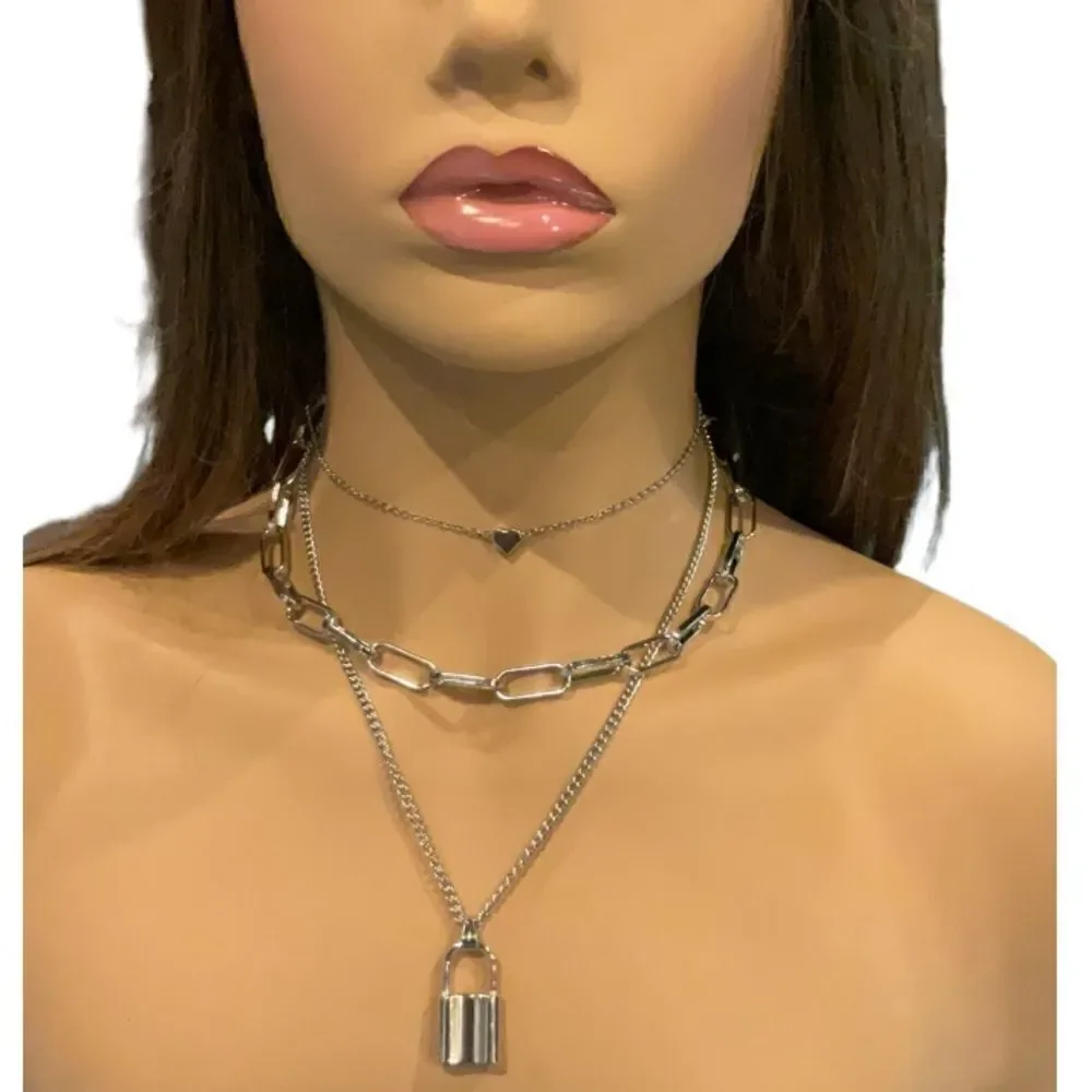 Beautiful 3 chain lock necklace NWT